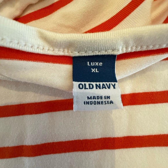 Old Navy Red and White Striped T-Shirt - Picture 2 of 4